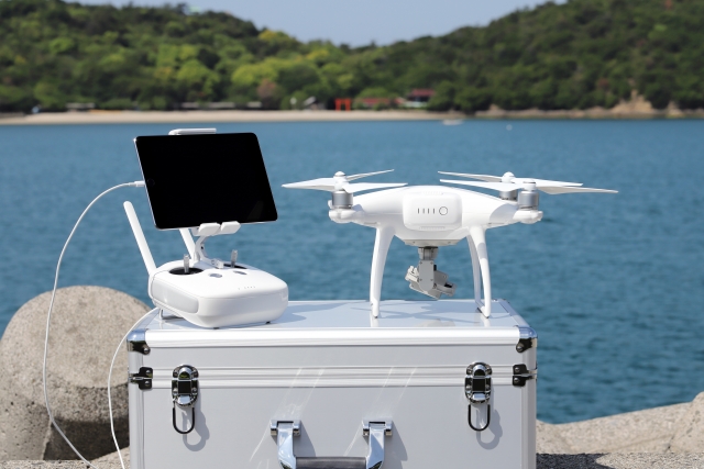 市場ニーズが増加中！ドローン測量士の仕事内容と必要資格とは;
